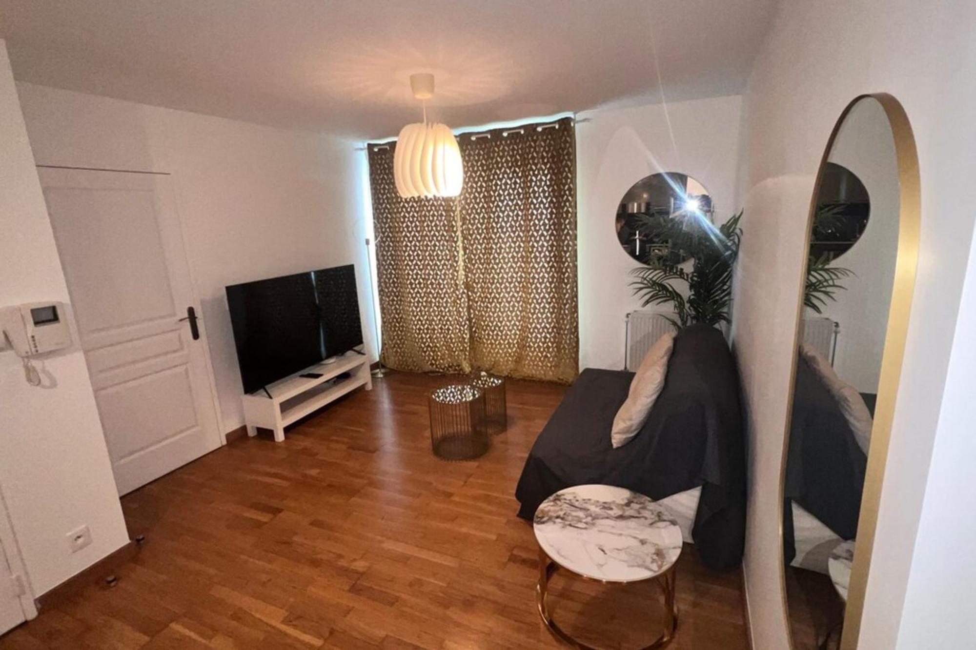 R02 Luxueux Gare Disney Paris Lejlighed Rosny-sous-Bois Eksteriør billede